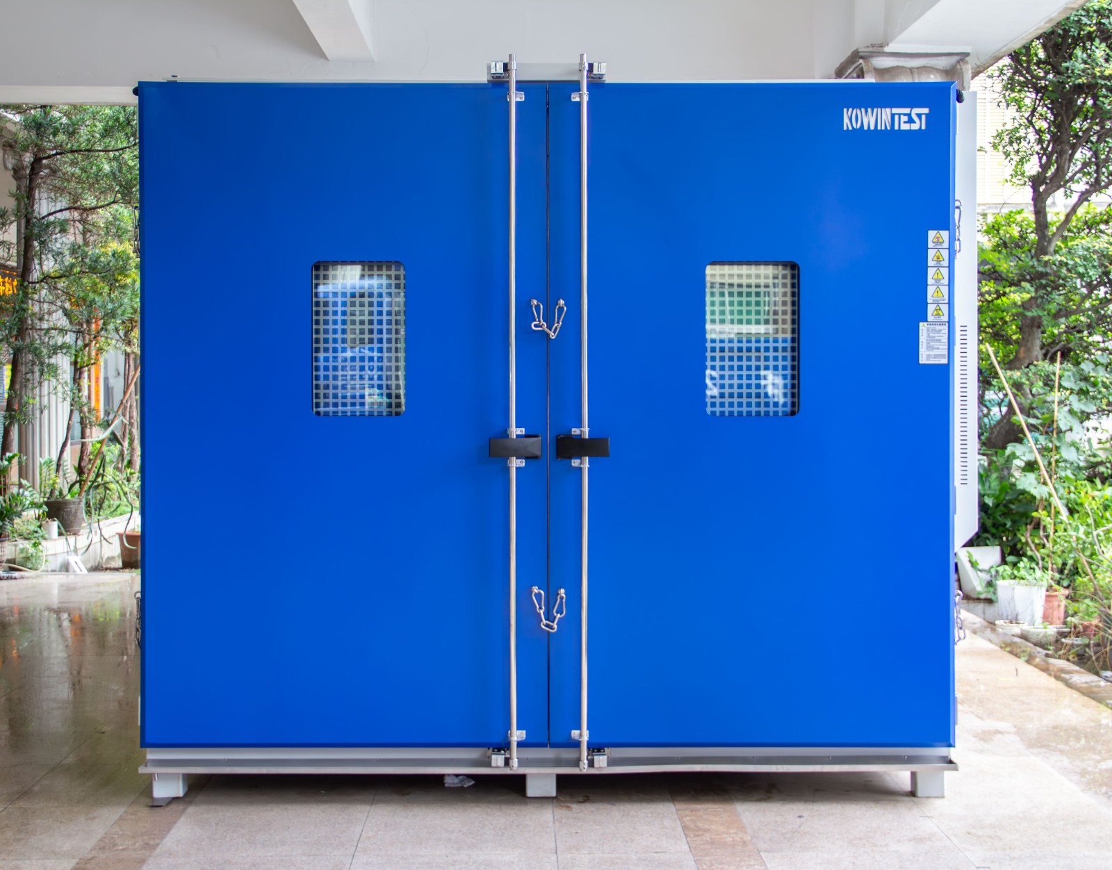 大型高低溫濕熱試驗(yàn)箱 大型高低溫濕熱試驗(yàn)箱